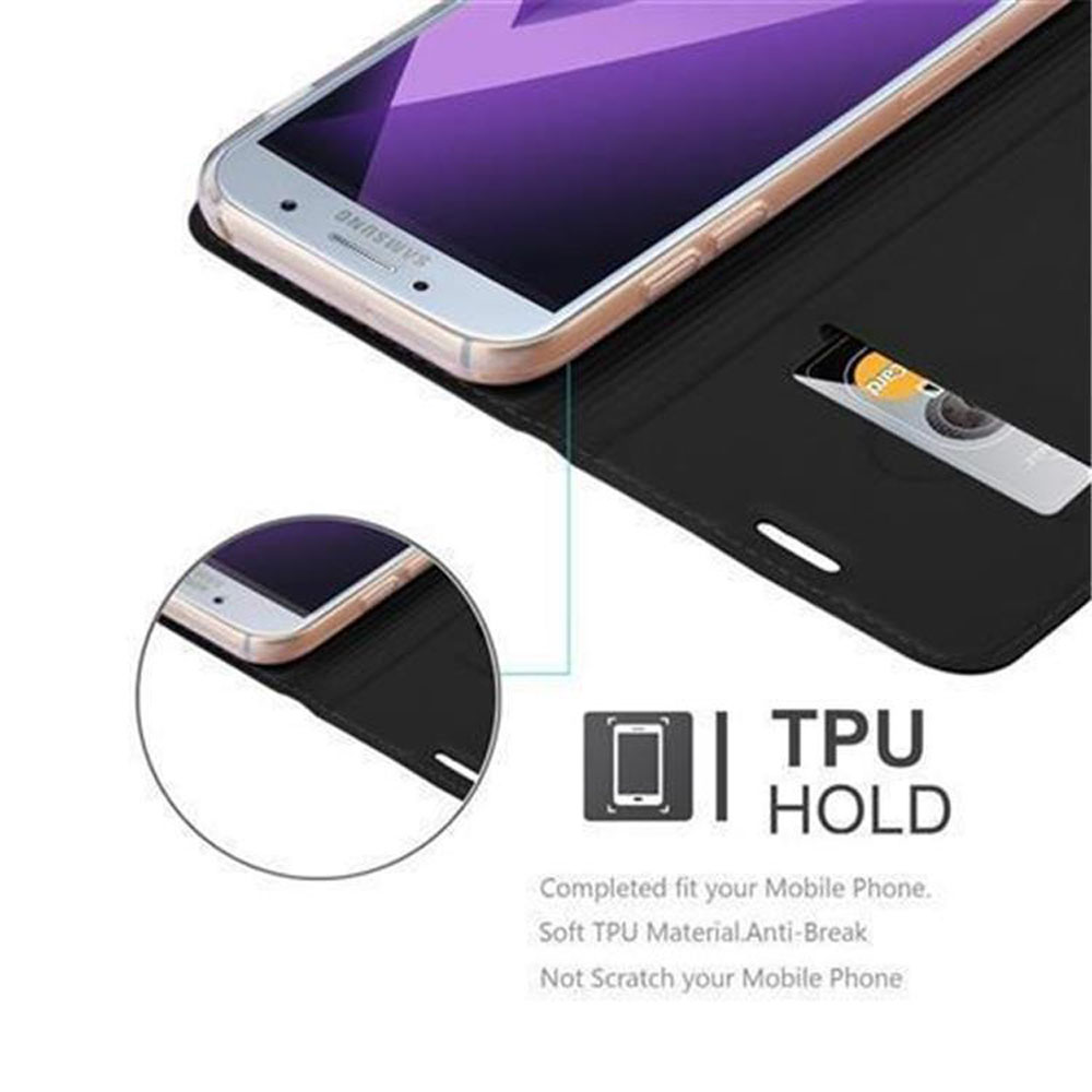 Funda negra para teléfono con teléfono dentro. El teléfono muestra una pantalla. Ranura para tarjeta visible. TPU HOLD y texto.