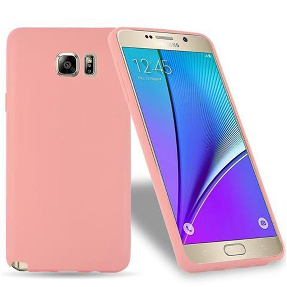 Ein rosa Telefon und eine rosa Handyhülle. Das Telefon ist angewinkelt und zeigt den Bildschirm.