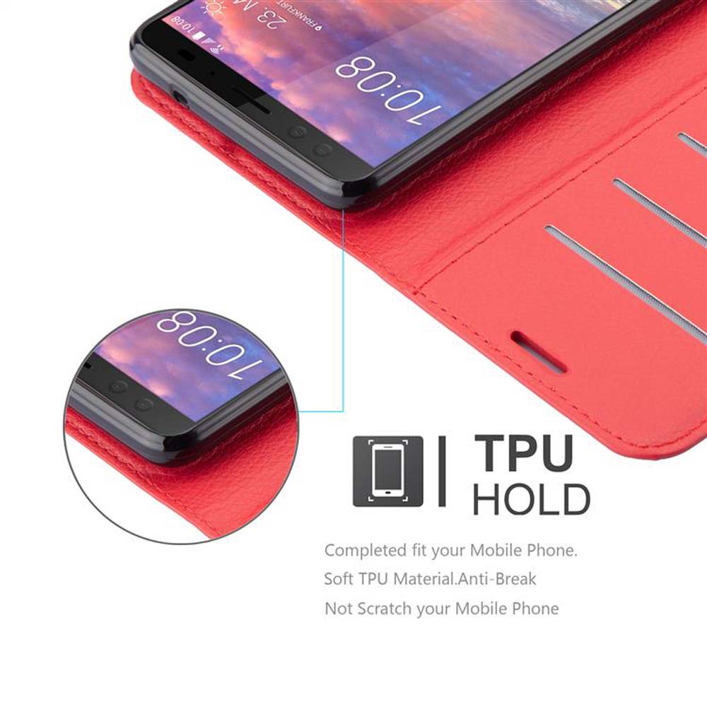Eine rote Handyhülle mit einem Telefon darin. Der Bildschirm des Telefons ist eingeschaltet. Details auf Hülle und Telefon sind hervorgehoben.