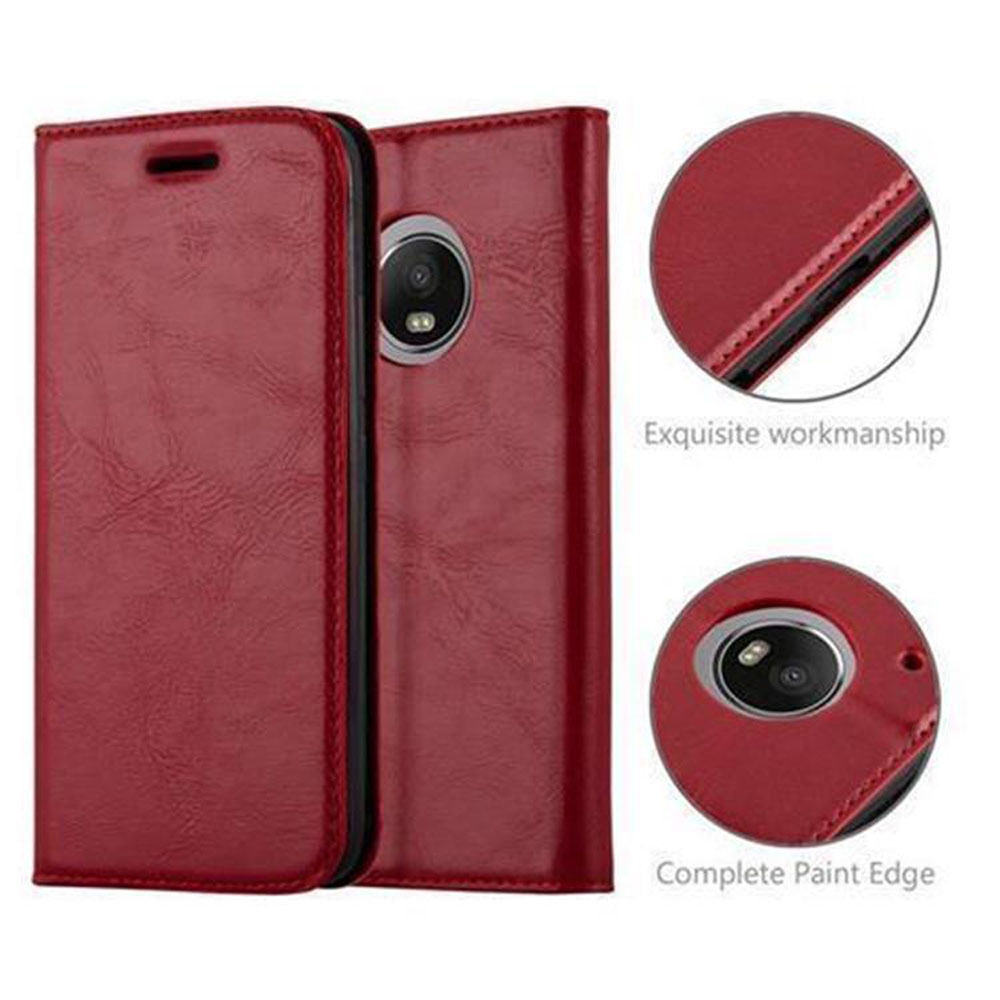 Una custodia per telefono in pelle rossa con una cover pieghevole, con dettagli come cuciture e un ritaglio per la fotocamera.