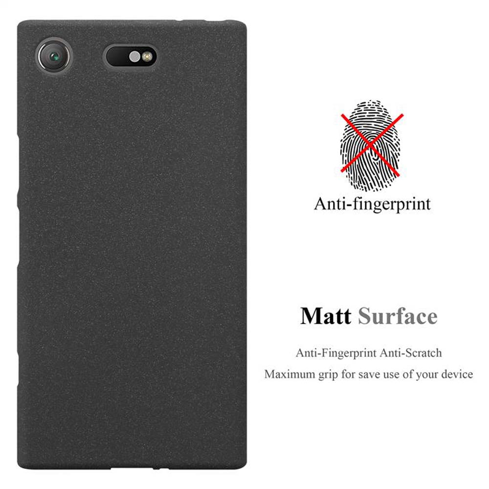 Custodia nera per telefono con superficie opaca e anti-impronta. Ha un ritaglio per la fotocamera.