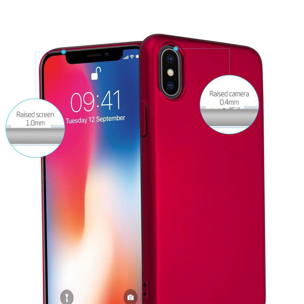 Rote Handyhülle mit Telefon, das die Zeit und Kameradetails zeigt. Bildschirm und Kamera sind erhöht.