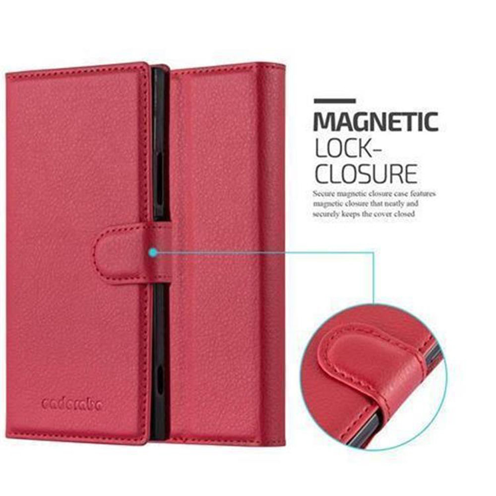 Rote Handyhülle, Magnetverschluss, geöffnet. Text: Magnetic Lock-Closure. Detailaufnahme des Verschlusses.