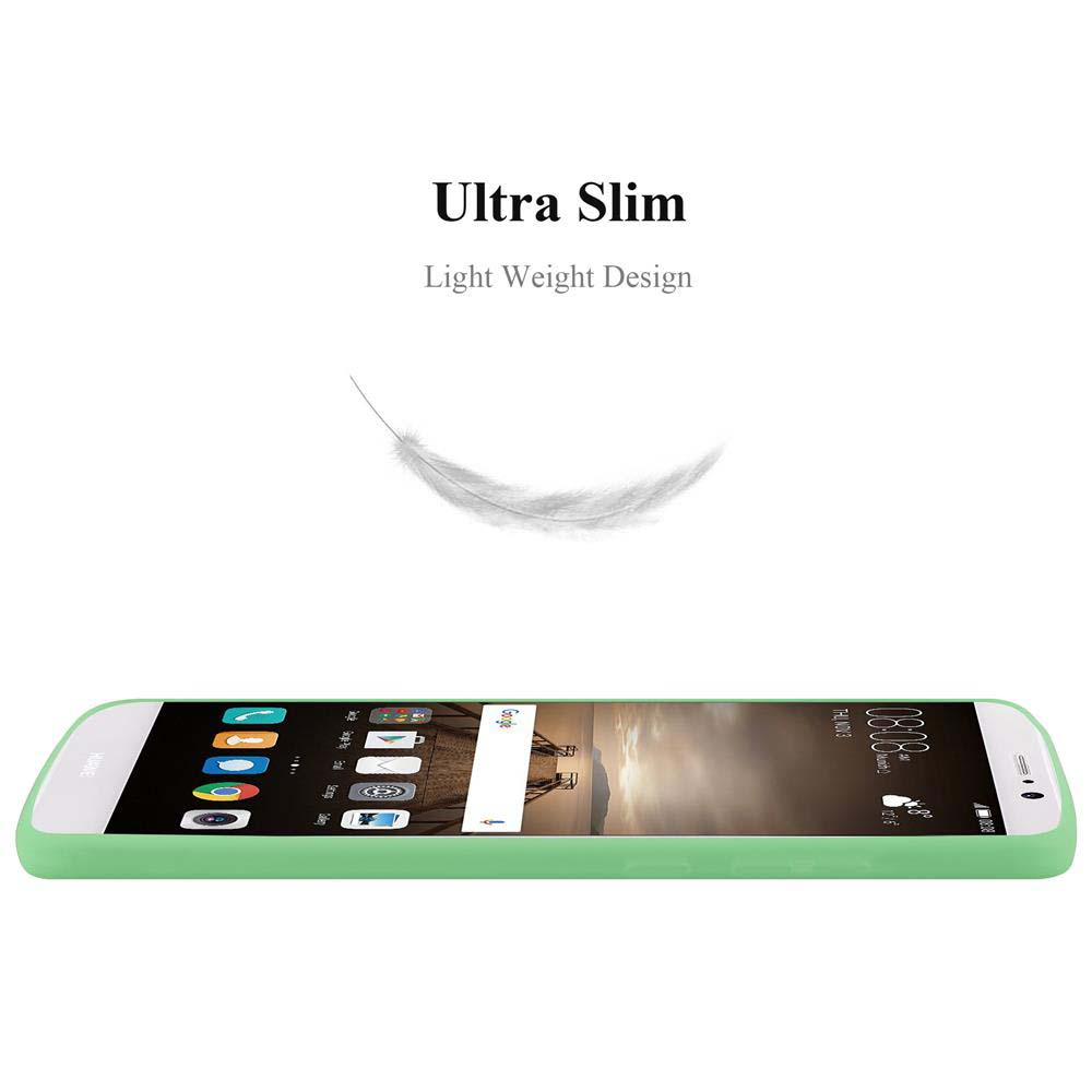 Un telefono su una custodia verde con icone sullo schermo.