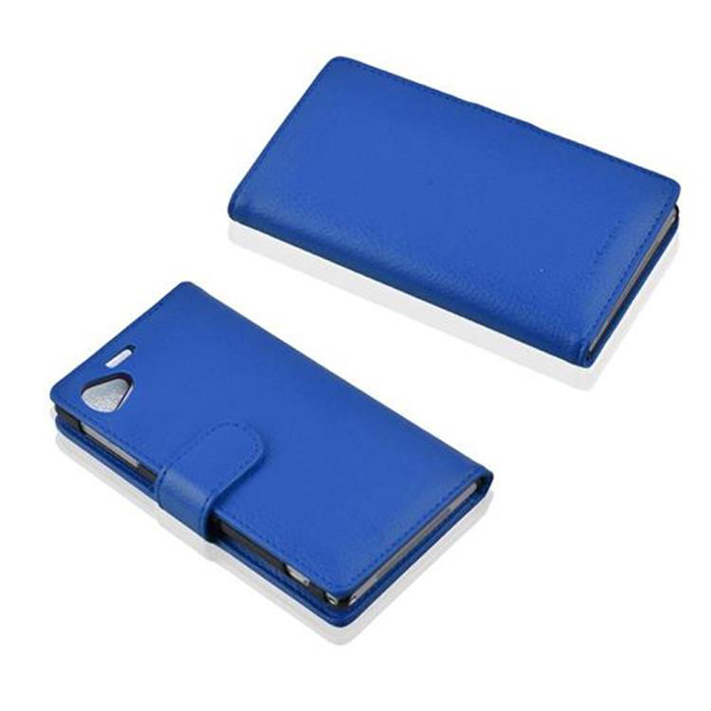 Dos fundas azules, una abierta, otra cerrada.