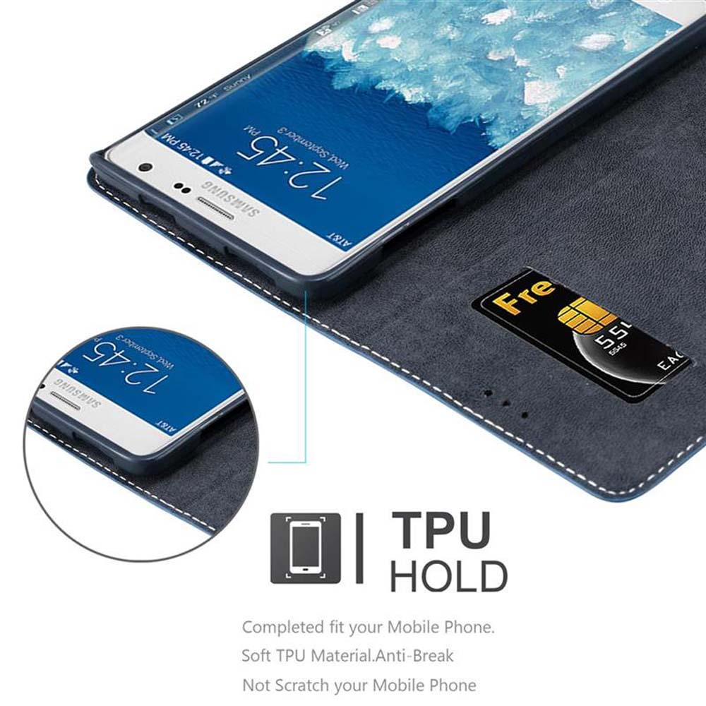 Telefon in blauer Hülle mit Karte. Text: 'TPU Hold'. Nahaufnahme zeigt Telefon- und Kartendetails.