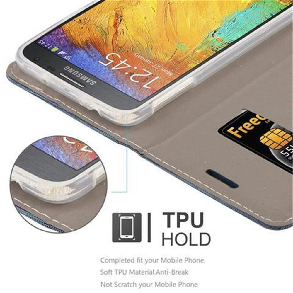 Telefono nella custodia. La custodia è beige e ha uno slot per schede. Lo schermo del telefono mostra l'ora e il marchio.