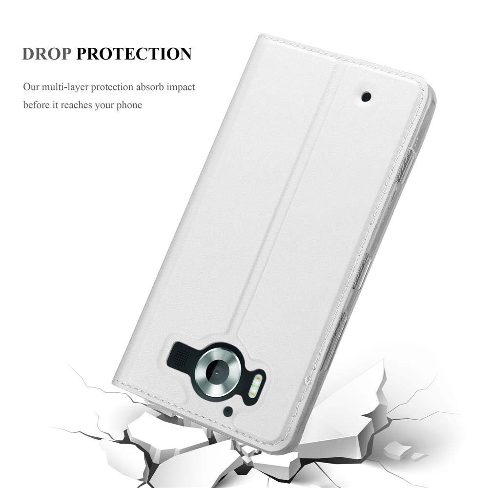 Una funda de teléfono blanca con un teléfono. La funda está en suelo roto. El texto dice 'DROP PROTECTION'.