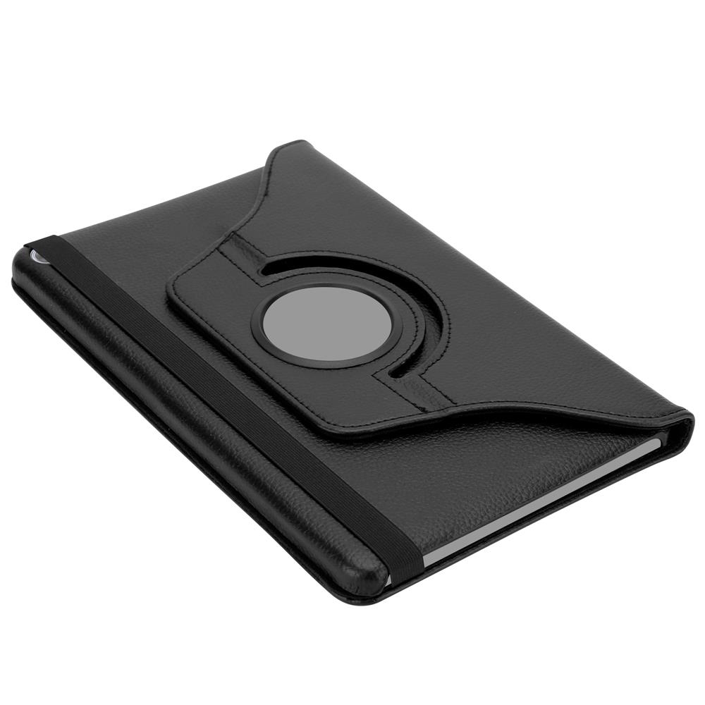 Schwarze Tablethülle mit Deckel und Gummiband, weißer Hintergrund.