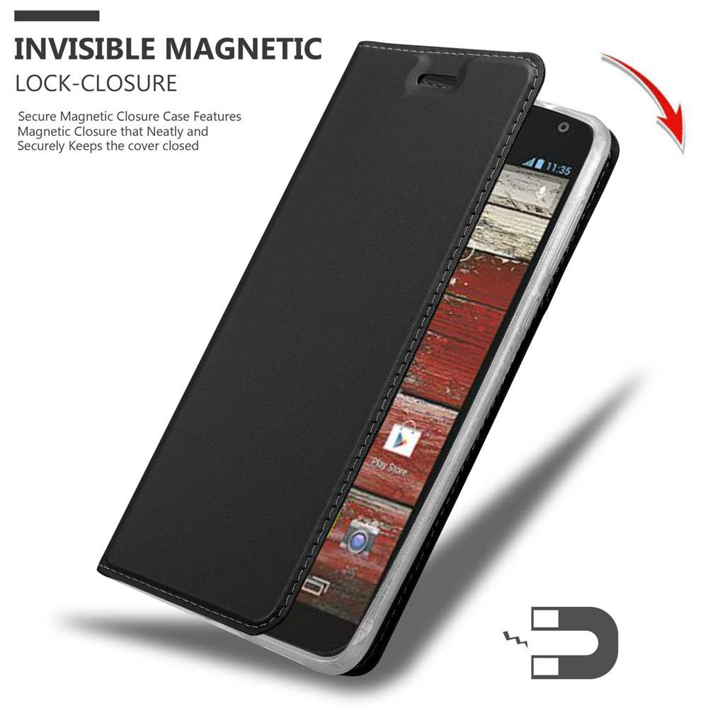 Custodia nera con telefono all'interno, la copertura è aperta. Chiusura magnetica visibile.