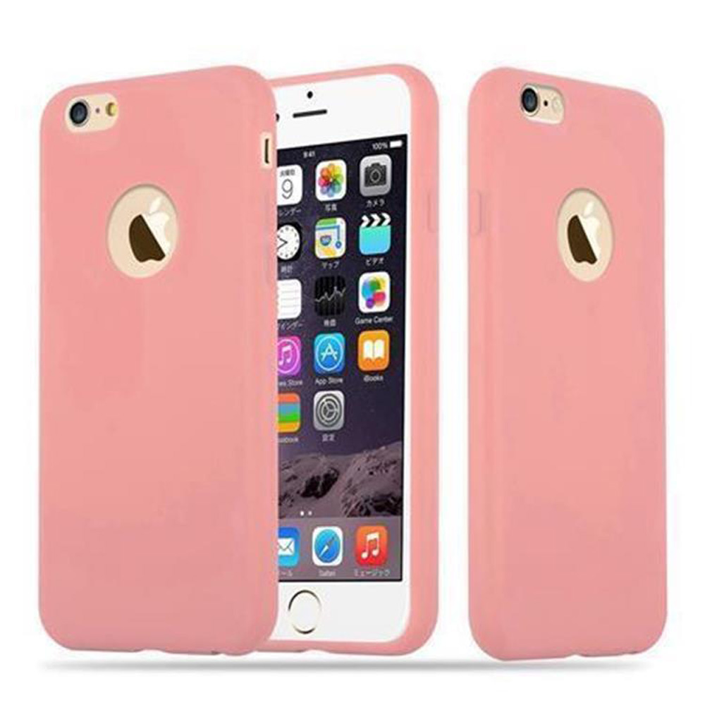 Tre custodie rosa per telefono, una con telefono all'interno. Logo Apple sul retro del telefono e delle custodie.