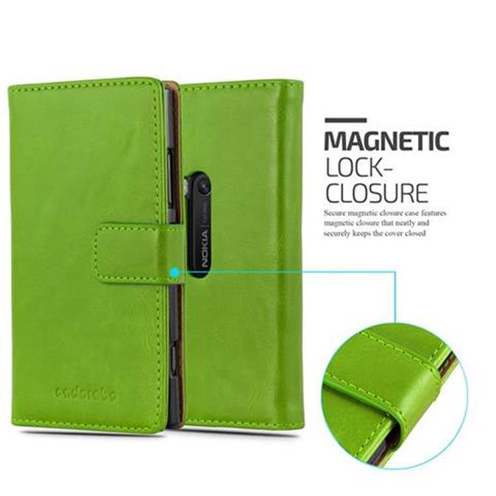 Custodia verde per telefono con chiusura magnetica. Il telefono è all'interno della custodia e la custodia è chiusa.