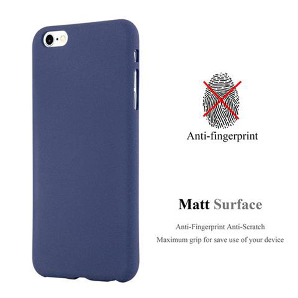 Custodia per telefono blu. Anti-impronte digitali e superficie opaca. Sfondo bianco.