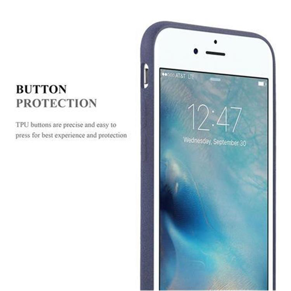 iPhone bianco con custodia blu, mostra l'ora 12:47. Testo: Button Protection.
