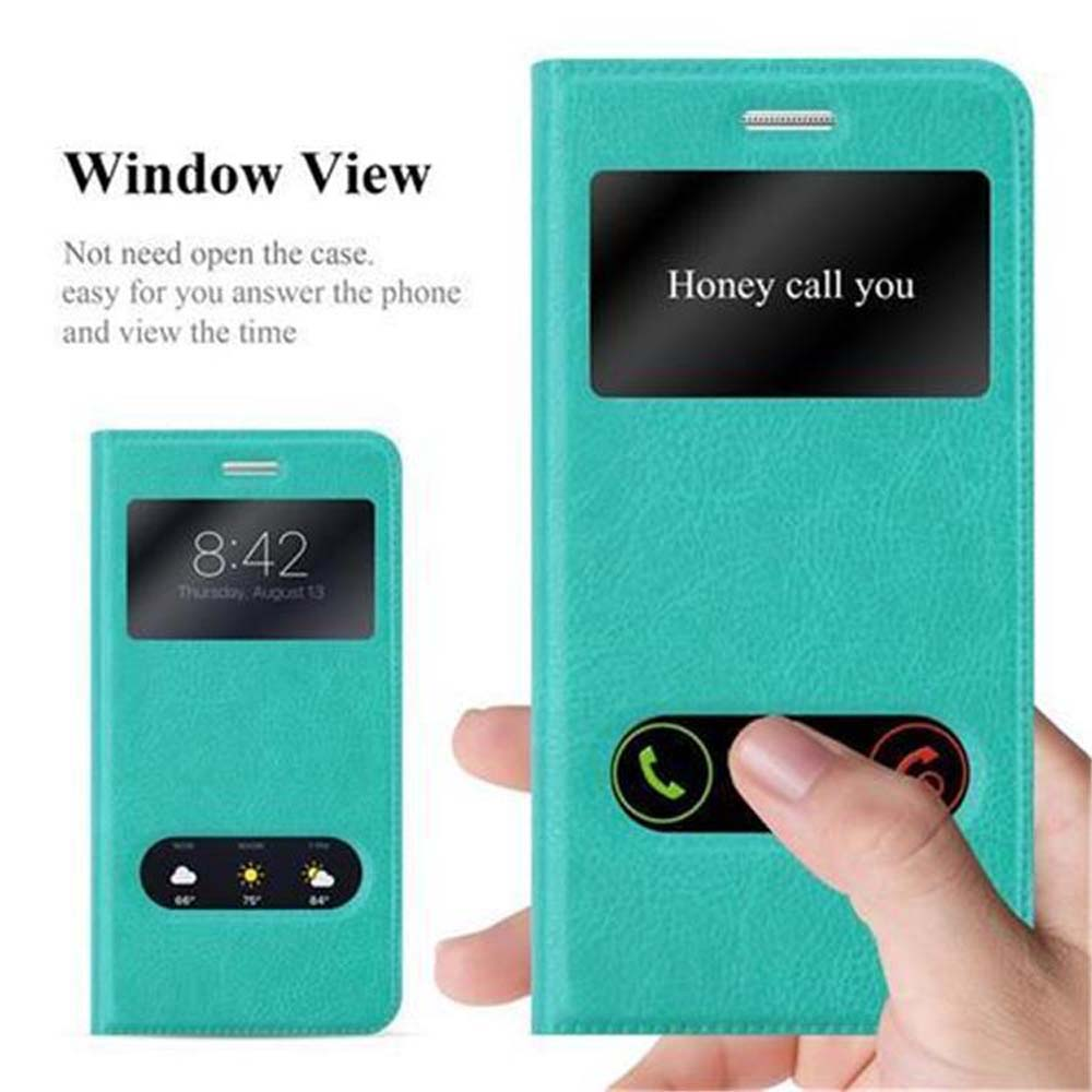 Funda de teléfono verde azulado con ventana. Mano sosteniendo el teléfono, pantalla de llamada.