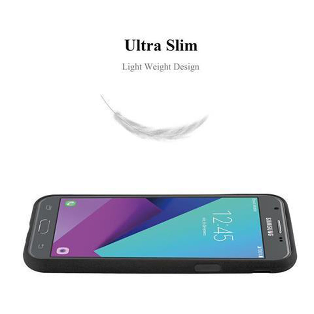 Smartphone nero in una custodia nera su sfondo bianco.