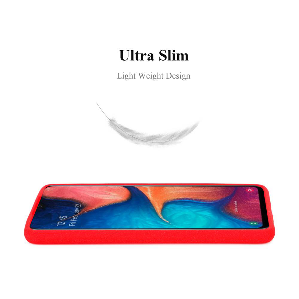 Custodia rossa per telefono con telefono e piuma, su sfondo bianco con il testo: Ultra Slim.