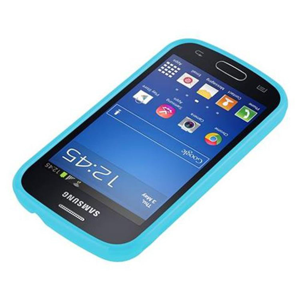 Una custodia blu per telefono su un telefono. Il telefono ha uno schermo blu con icone. Sfondo bianco.