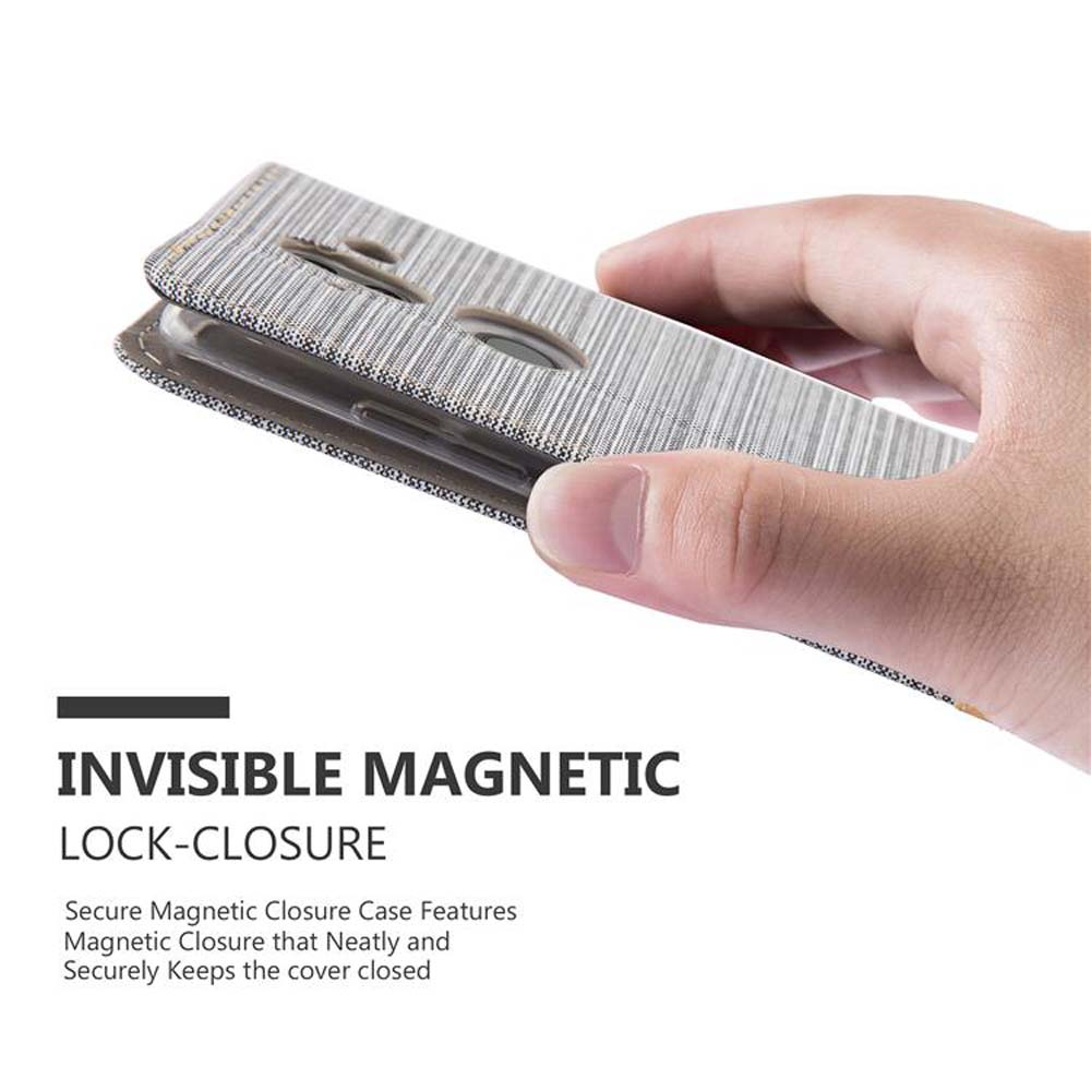 Eine Hand, die ein Telefon in einer Hülle hält. Die unsichtbare magnetische Verschlussfunktion wird hervorgehoben.