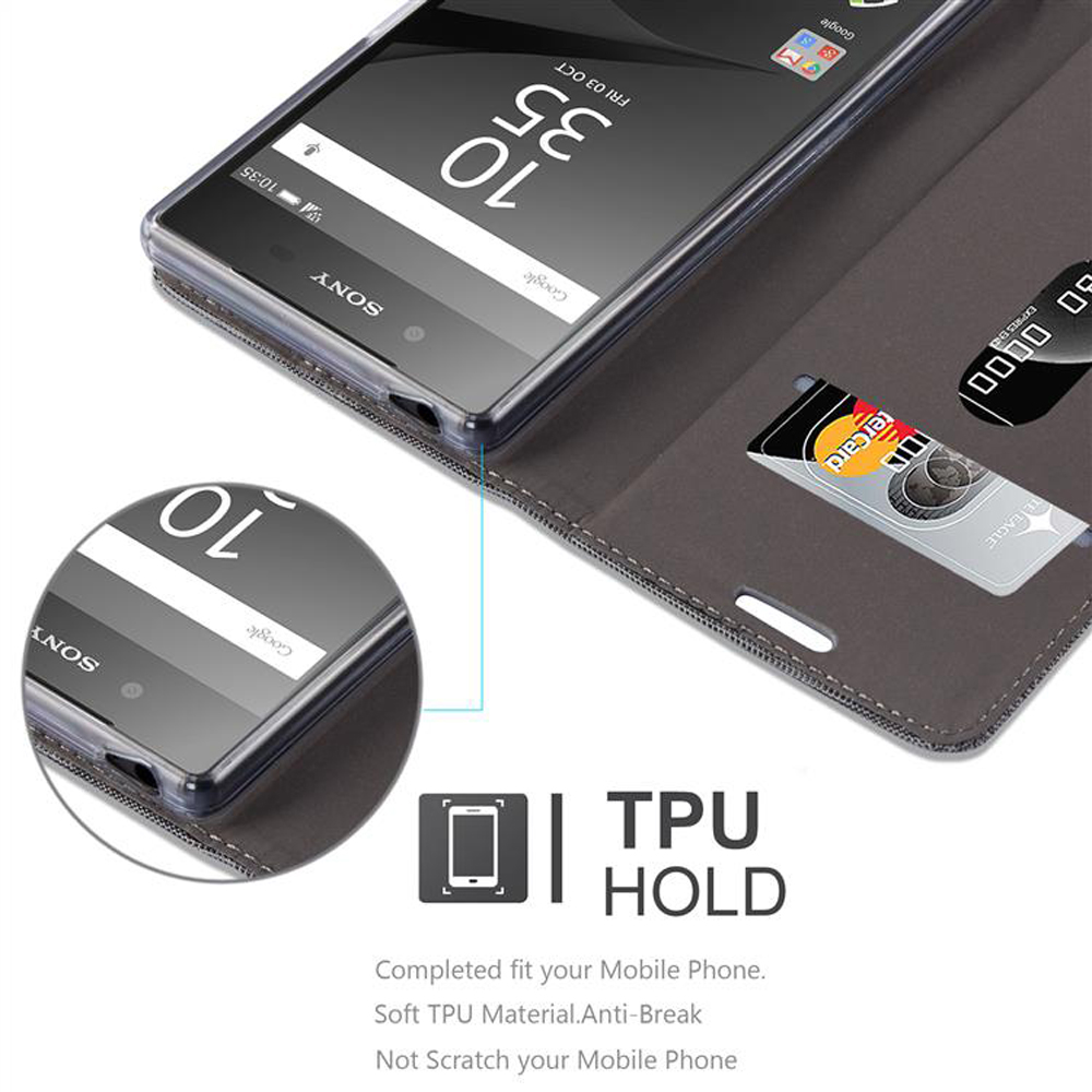 Una custodia per telefono, aperta, che rivela un telefono. La custodia ha fessure per carte. Una carta di credito è visibile.