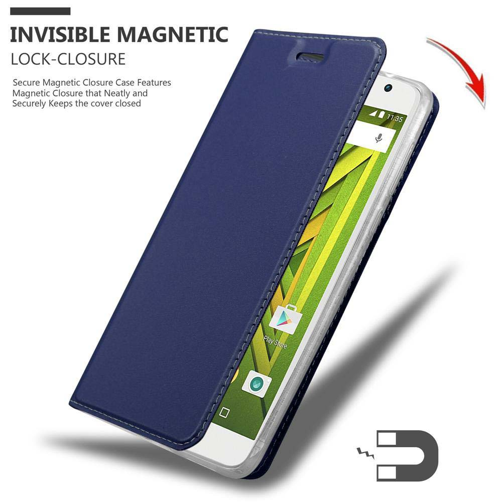 Custodia per telefono con chiusura magnetica invisibile. Un telefono è dentro, con una custodia in pelle aperta.