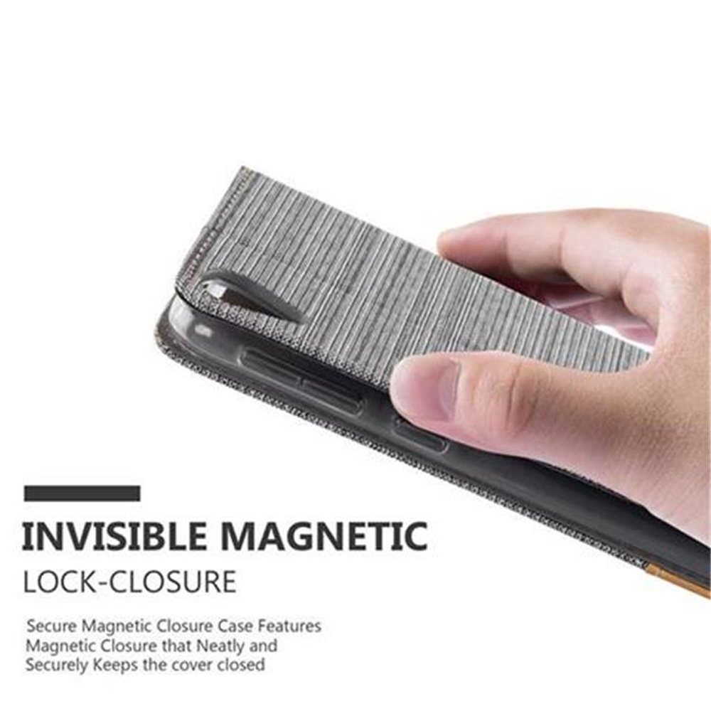 Mano che tiene una custodia per telefono. Testo: 'Chiusura a scatto magnetico invisibile'.