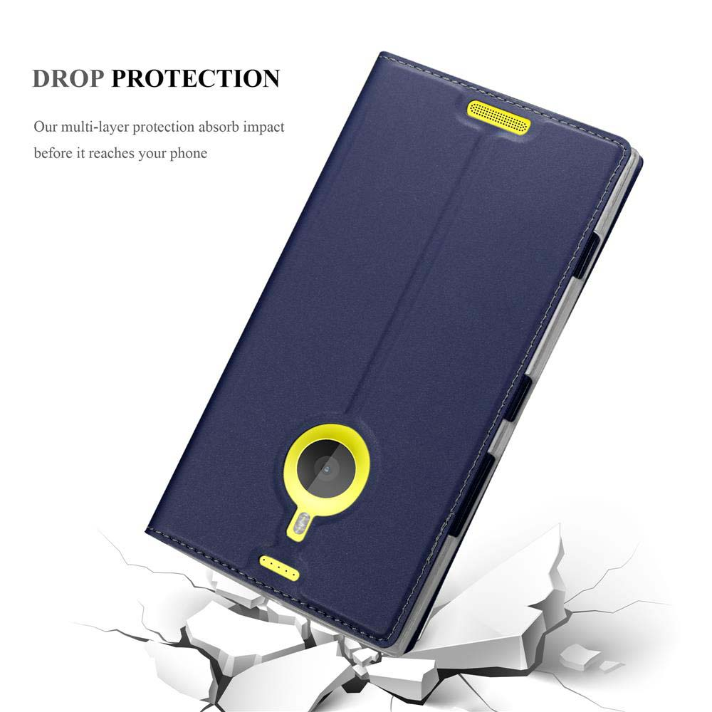 Custodia per telefono blu. Etichetta di protezione dalle cadute. Custodia chiusa. Superficie bianca sullo sfondo.