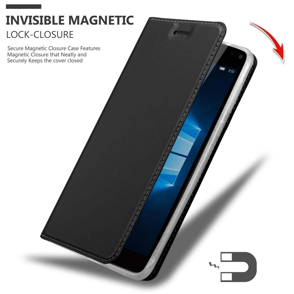 Custodia nera per telefono, aperta, mostra lo schermo. Chiusura magnetica descritta.