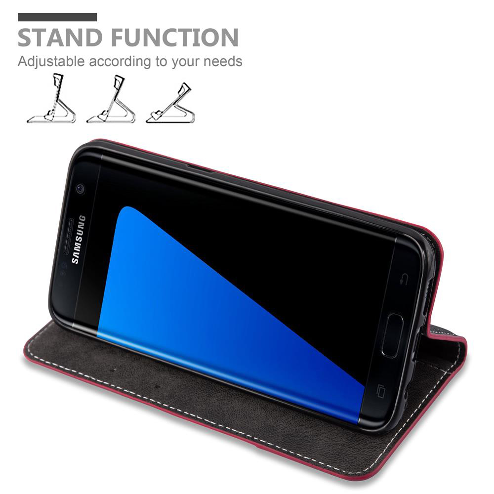 Teléfono en funda, función de soporte, detalles rojos, sobre fondo blanco.
