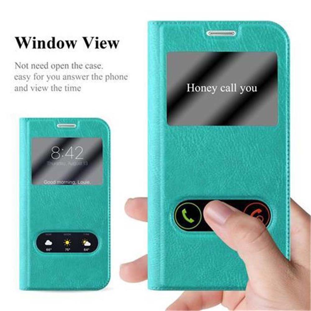 Custodia del telefono verde acqua con finestra. Mano che tiene il telefono, schermata di chiamata visibile.