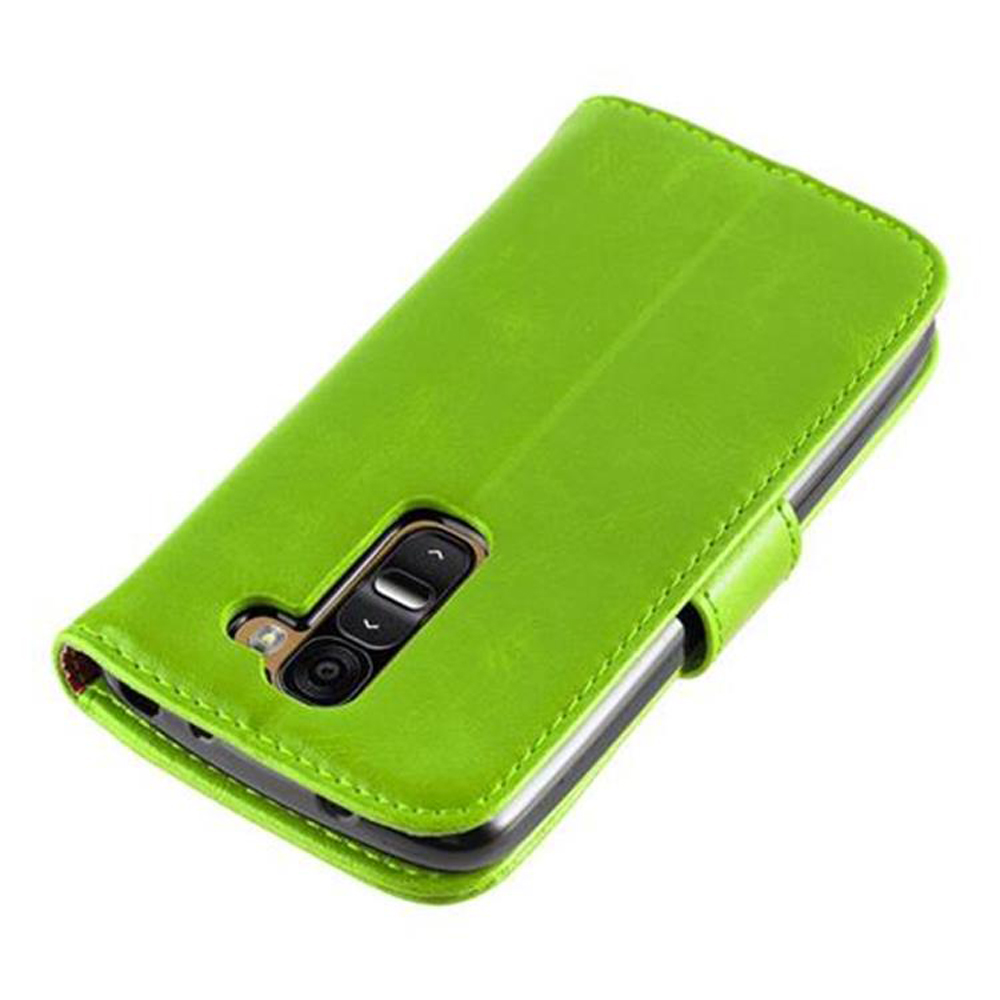 Funda verde con teléfono dentro. Diseño abierto.