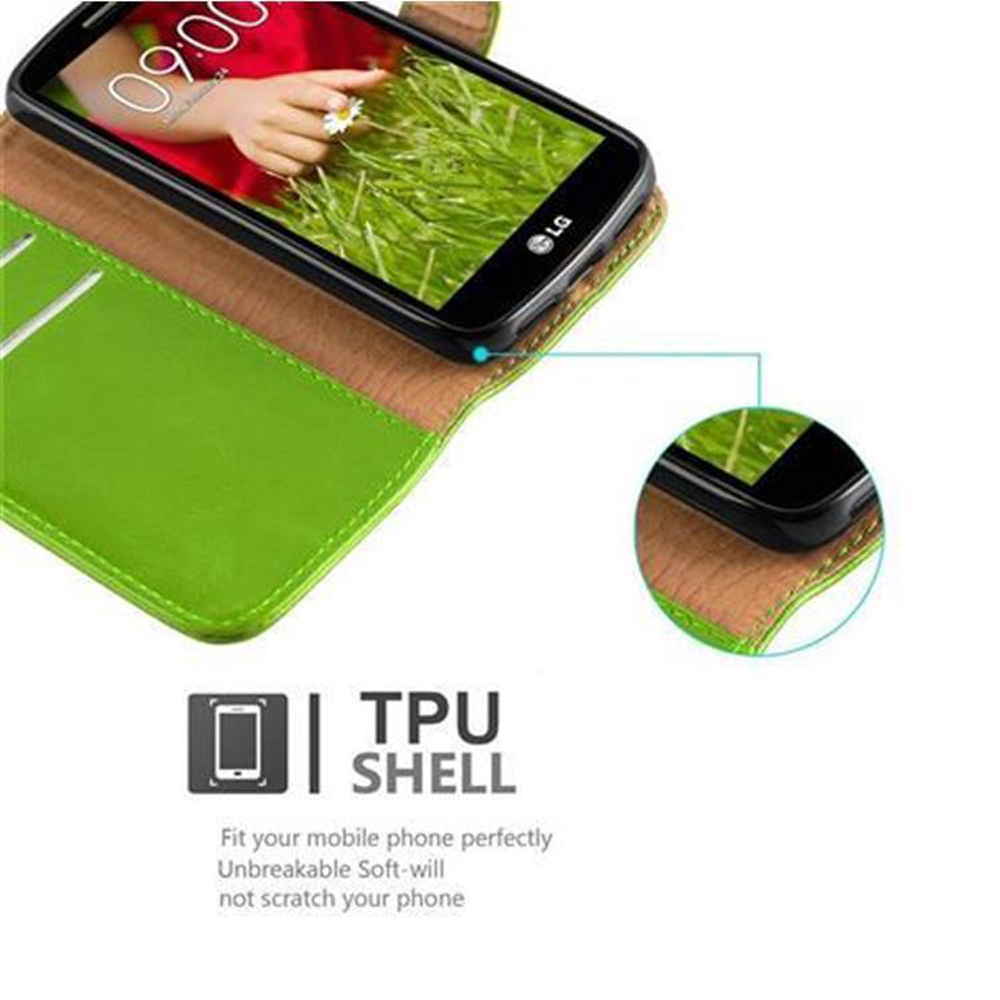 Funda verde con teléfono dentro, sobre fondo blanco.