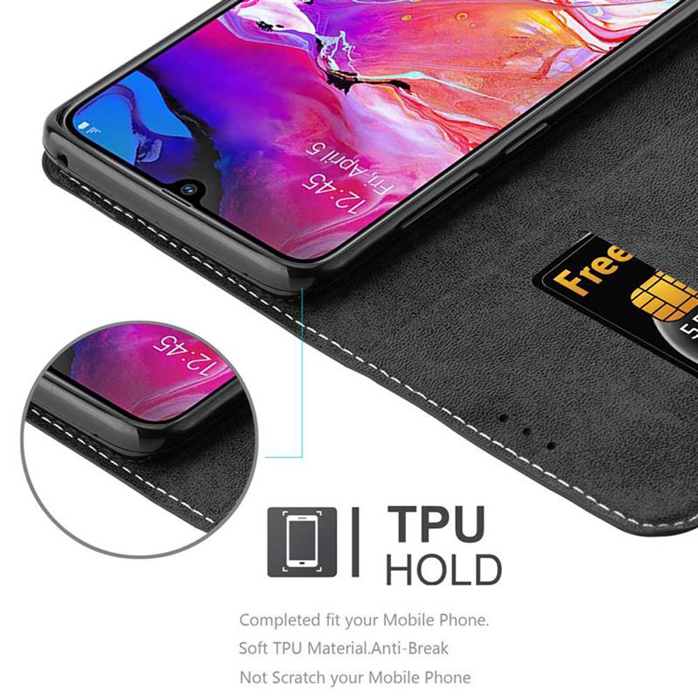 Custodia per telefono nera con schermo che mostra 12:45. Carta di credito visibile. Testo TPU HOLD.
