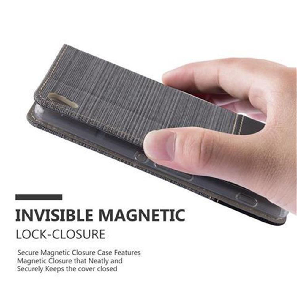 Hand hält eine Handyhülle. Text auf der Hülle lautet 'INVISIBLE MAGNETIC LOCK-CLOSURE'.