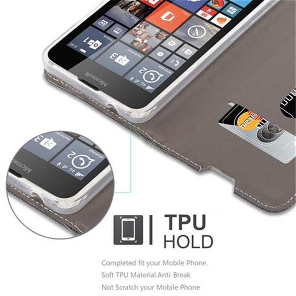 Telefono in una custodia a libro, che mostra una carta di credito e lo schermo del telefono. Testo: 'TPU HOLD'.