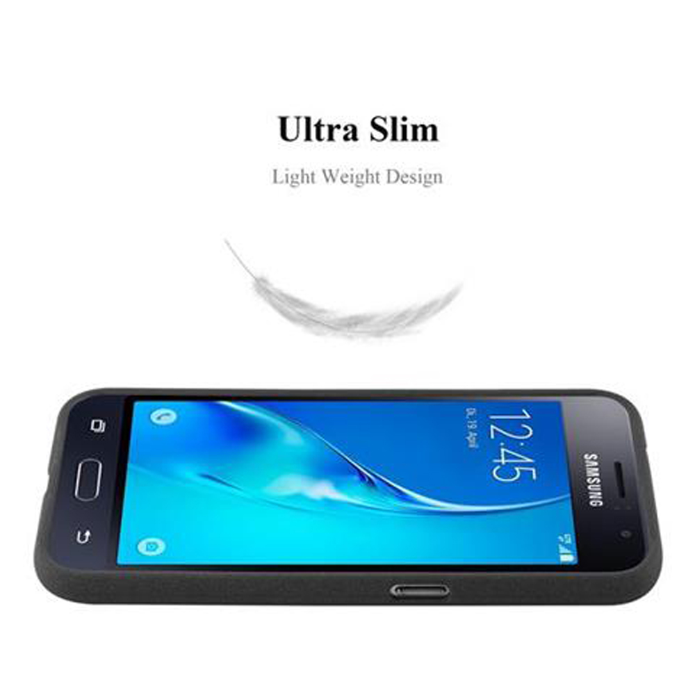 Telefono nero sul tavolo, una piuma sopra. Il testo recita Ultra Slim.