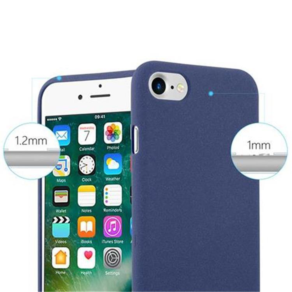 Vengono mostrati due telefoni con custodie. Uno è bianco e l'altro blu scuro, con dettagli sullo spessore.