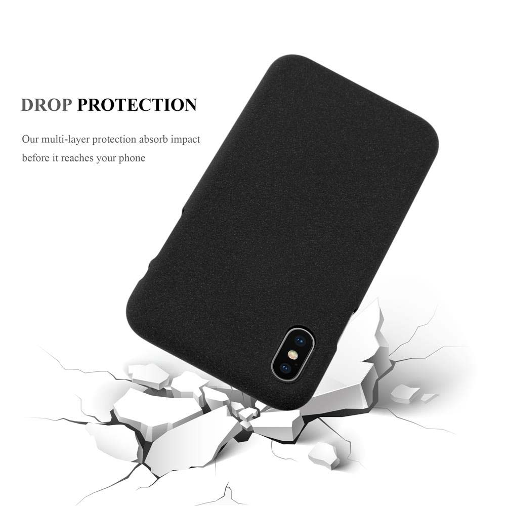 Una custodia nera per telefono sta cadendo su cemento frantumato. Le parole "DROP PROTECTION" sono in alto.