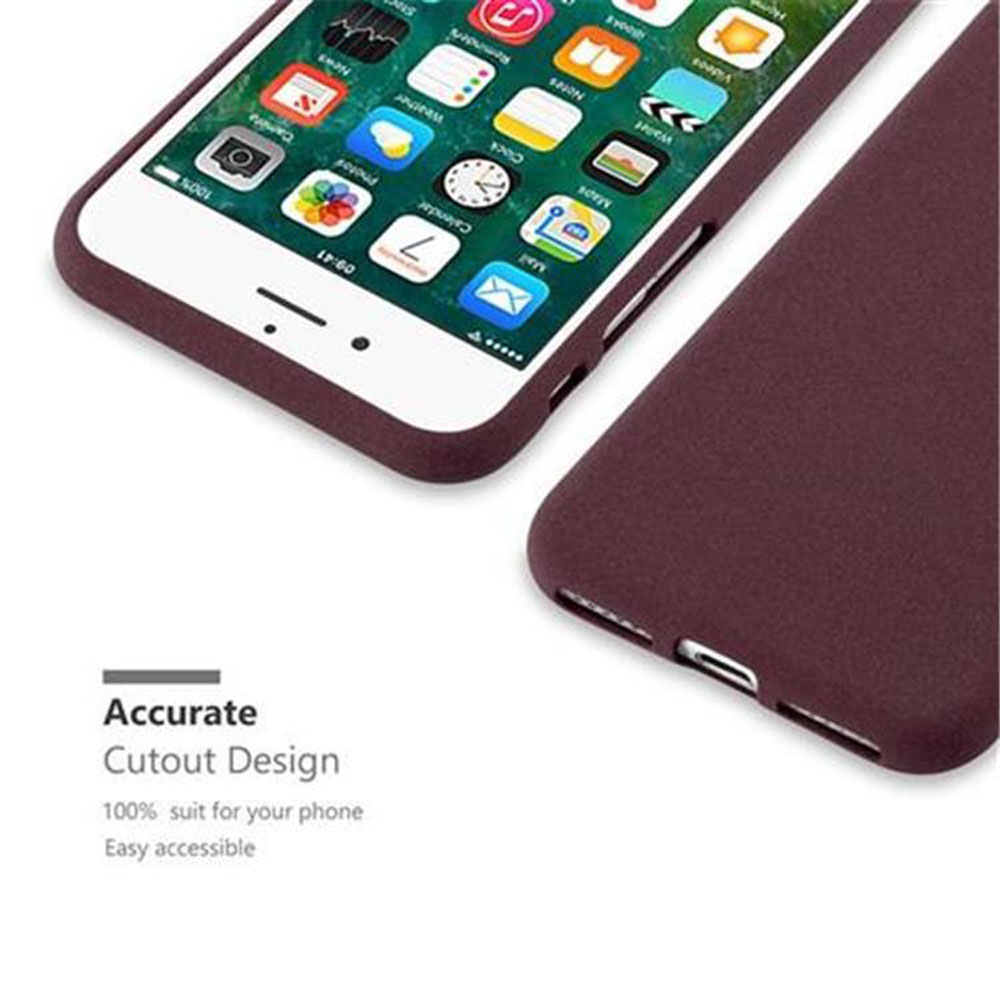 Un telefono con una custodia bordeaux. Testo: Design di ritaglio preciso. 100% adatto.