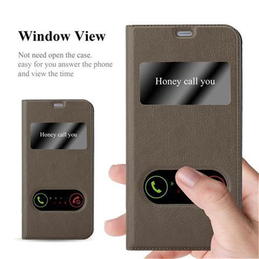 Custodia del telefono con finestra. Il telefono mostra 'Honey call you'. Mano che tiene la custodia.