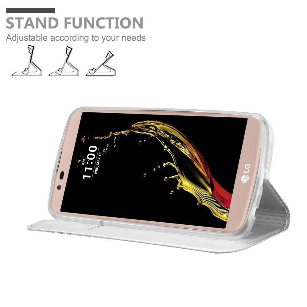 Un telefono con funzione stand, che mostra uno schizzo sullo schermo, su sfondo bianco.