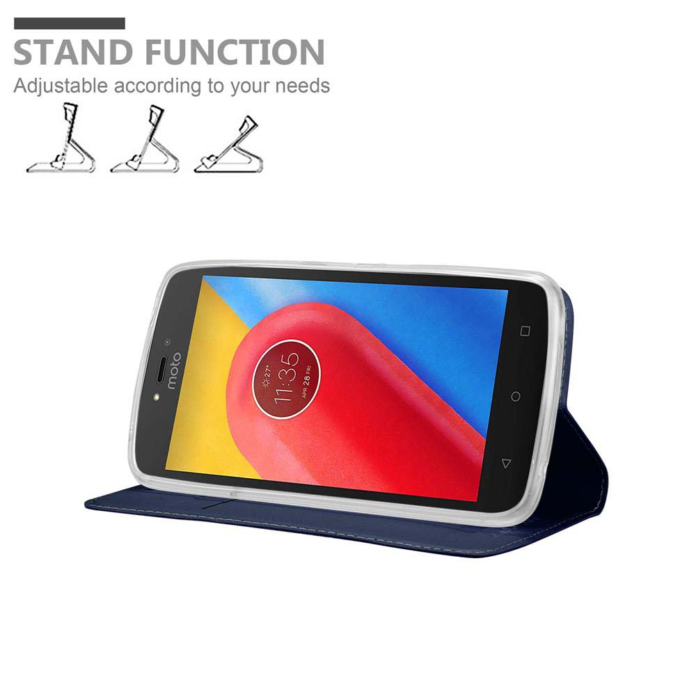 Telefon in blauer Hülle mit Ständerfunktion. Der Bildschirm zeigt eine Uhr.