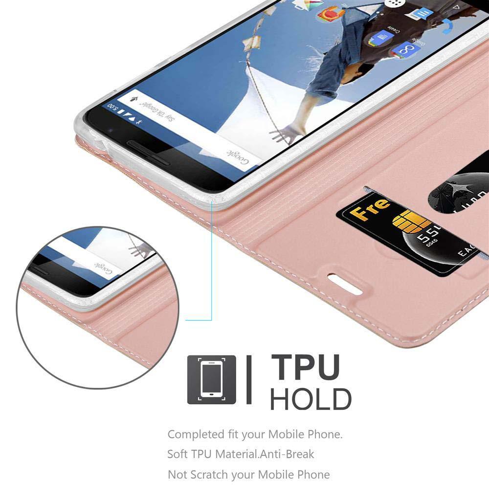 Teléfono en funda, pantalla mostrando hora. Texto: TPU HOLD. Ajuste perfecto para tu móvil. Material TPU suave.