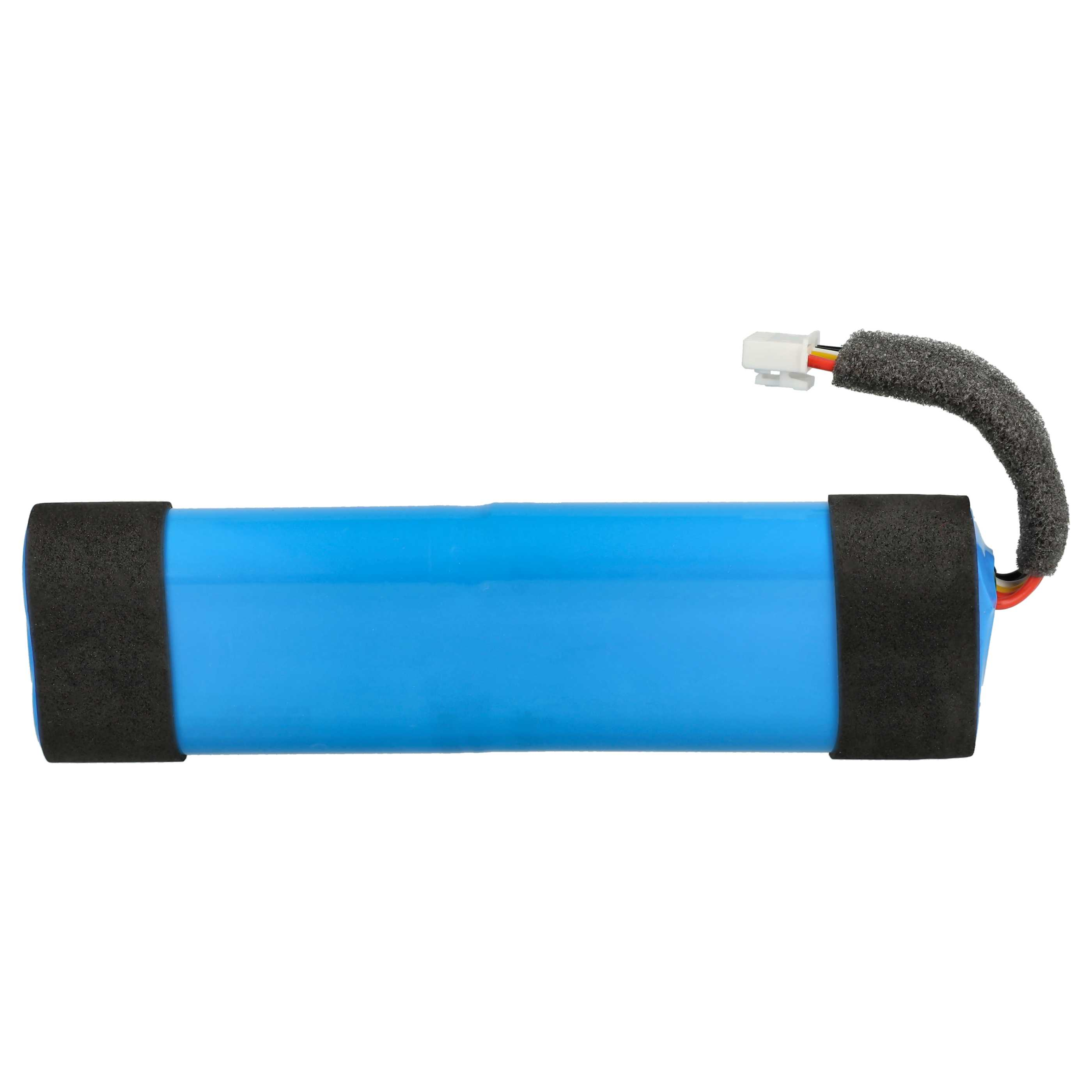 Blaues Akkupack mit schwarzem Schaumstoff an den Enden und einem Draht mit Stecker.