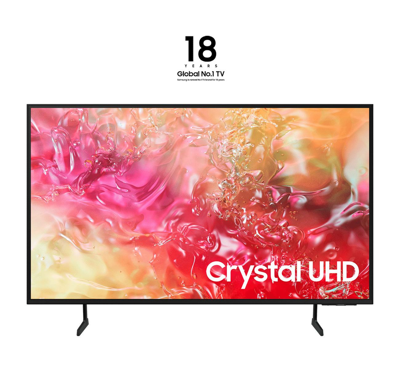 Un grande televisore a schermo piatto su un supporto, con il testo 'Crystal UHD' e '18 Years Global No.1 TV'.