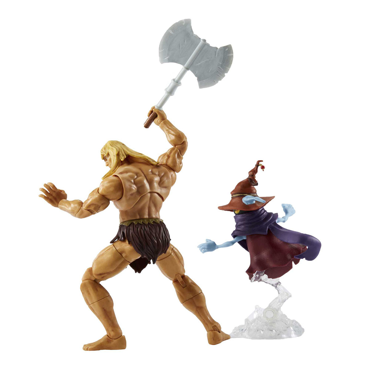 Due action figure, un uomo muscoloso con un'ascia e un mago fluttuante.