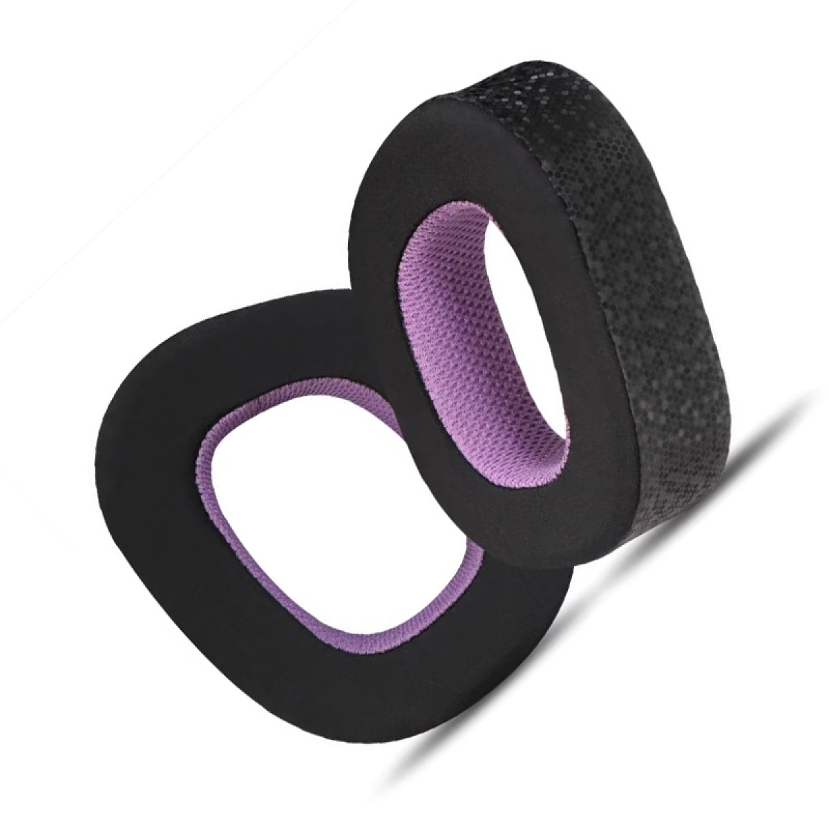 Zwei schwarze und violette Kopfhörer-Ohrpolster. Die Innenseite ist violettes Netz, die Außenseite ist schwarz.