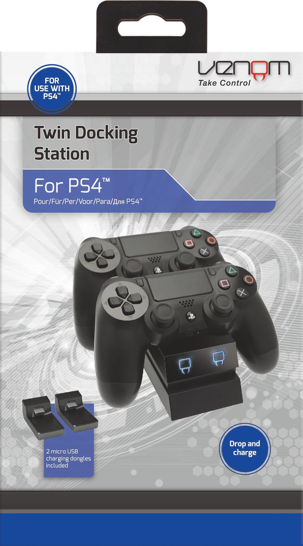 Doppia stazione di ricarica per controller PS4. Base nera, due controller e dongle di ricarica.