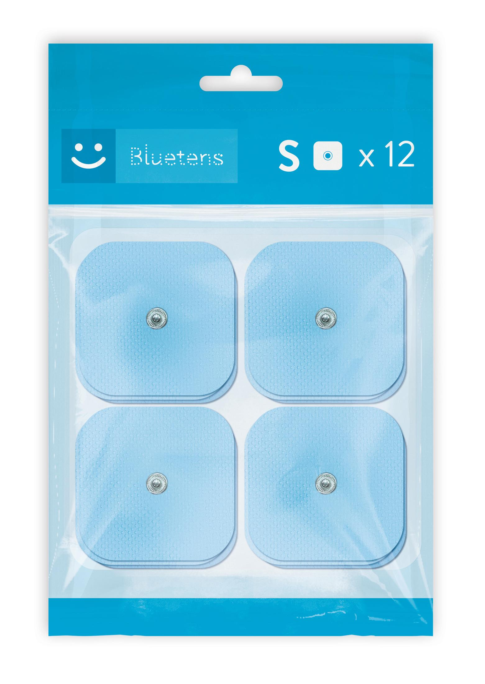 Eine Packung blauer Elektrodenpads für ein Bluetens-Gerät, 4 Pads pro Packung. Die Pads sind quadratisch.