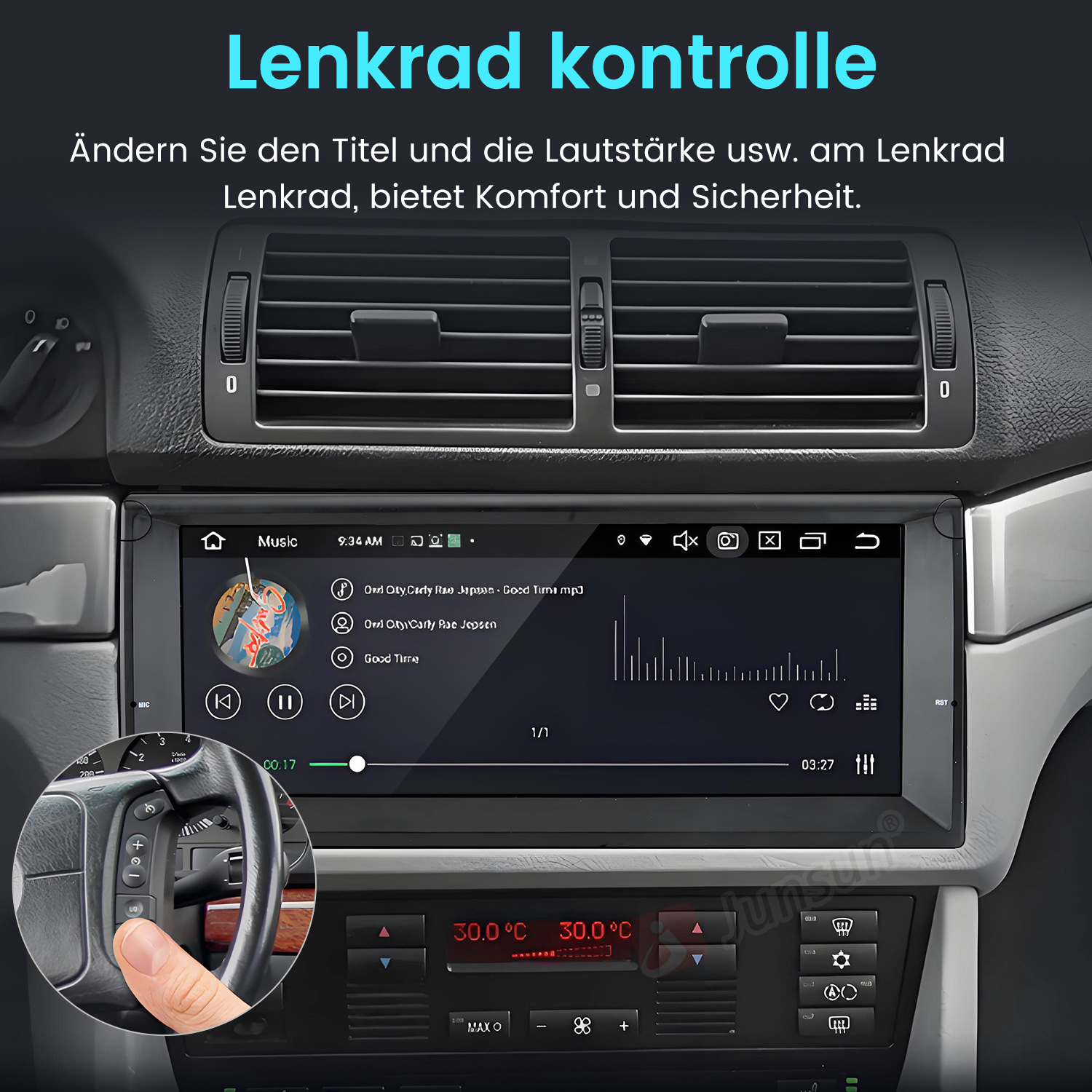 Auto-Dashboard mit Media-Player-Oberfläche. Zeigt Songinfos und Bedienelemente. Innenraum mit Lüftung.